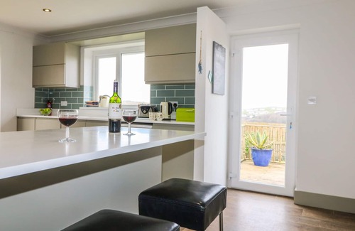 Holywell House | BETHANY BAY VIEW, pet friendly, with a garden in Holywell Bay