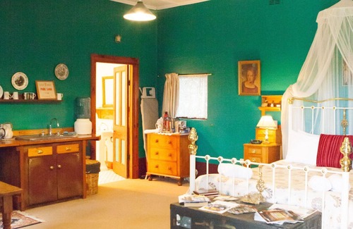 Bethany Bed & Breakfast | Bethany Cottages: Brick Cottage