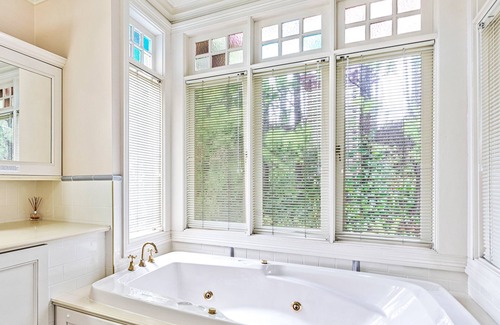 Leura Bed & Breakfast | Bethany Manor Bed & Breakfast