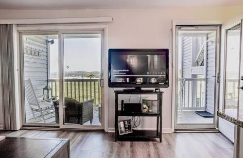 Ocean View Apartment | Bethany Ocean View Condo by the sea 1st of 2
