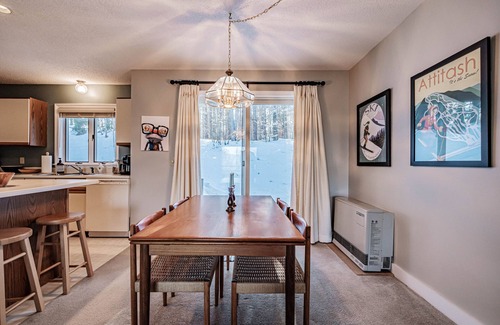 Bethel Condo | Bethel Hilltop Hideaway-Eden Ridge Condo close to downtown