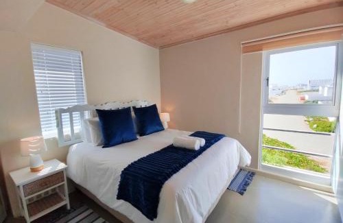 St. Helena Bay House | Bethel House - Self Catering