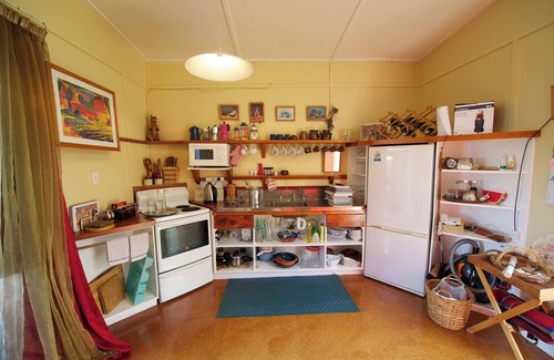 Te Henga Cottage | Bethells Beach Cottages natural luxury for humans being