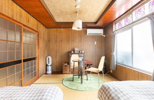 Higashikujo Kitakarasumacho House | Bettei Rin 別邸 凛