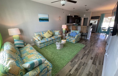 Sneads Ferry House | BETTER THAN HOTEL! 2 Suites!