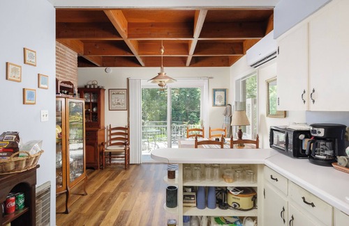 Florence House | Bettie’s Lake Cottage on Wilson Lake.