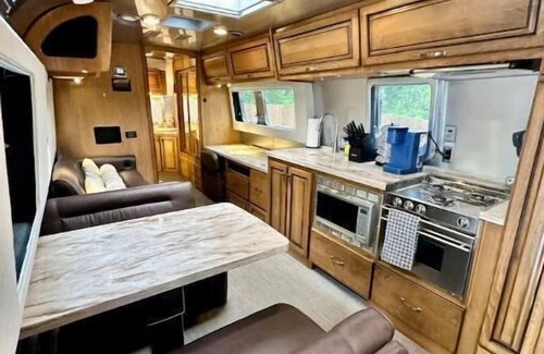 Pisgah Forest House | Betty & Flora the Airstreams