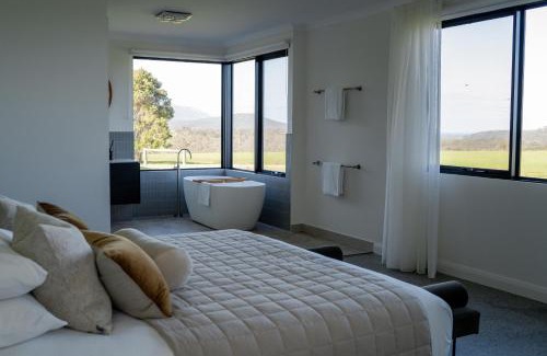Manypeaks House | Betty's Beach House