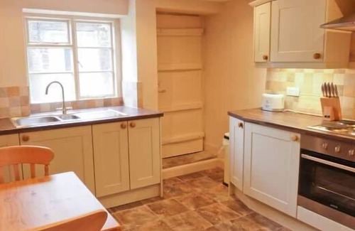 Gargrave Cottage | BETTY'S COTTAGE, pet friendly, character holiday cottage in Gargrave