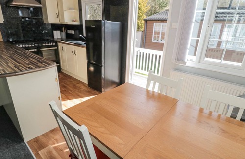 Swarland Cottage | BETTY'S LODGE, pet friendly, with a garden in Swarland