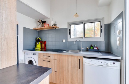 Saint-Gilles-Croix-de-Vie Ski Chalet | Between town centre and beach, house for 6