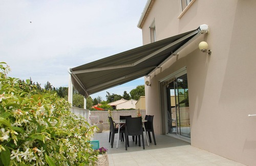Rochefort-du-Gard House | Between Avignon, Orange and Nimes villa with private pool and garden