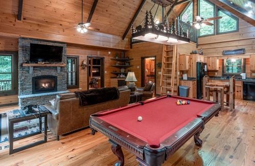 Topton Cabin | Between the Falls-Pet Friendly, Private Deck on Waterfall, Luxury Log Cabin Rental on Creek, 3 Fireplaces, Hot Tub & Outdoor Shower -in Western NC.