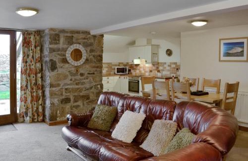 Harlech House | Beudy Hen