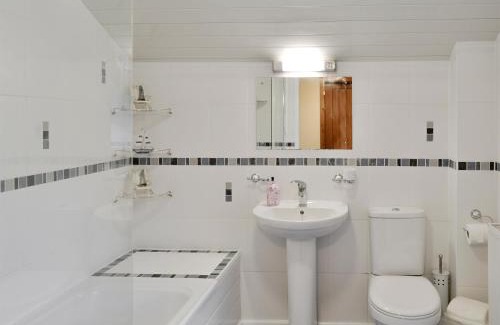 Harlech House | Beudy Hen