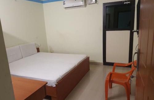 Aralvaimozhi Hotel | Beul Residency