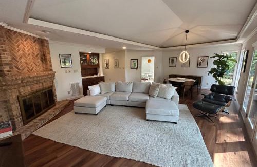 Pinehurst House | Beulah Hill 2 bed 2 bath golf course view