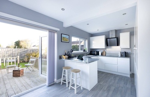 Beverley House | Beverley- Parking|Families|contractors|Racecourse