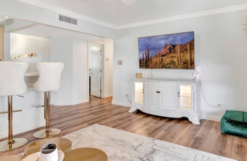 Cavalier Vista House | Beverly Hills In Scottsdale