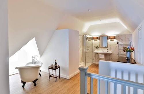 Beverston Other | Beverston Castle Estate - Cotswolds Sleeps 11
