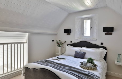 Beverston Other | Beverston Castle Estate - Cotswolds Sleeps 11