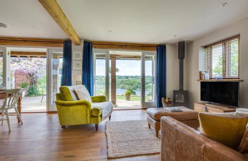 Wadhurst House | Bewl Water View