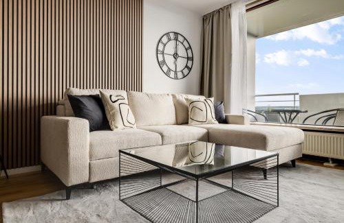 Gelsenkirchen-Mitte Apartment | Beyond Living Horizon