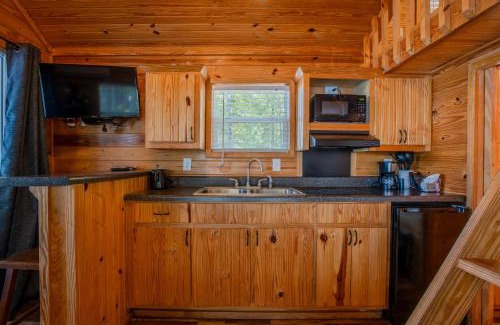 Hillsboro Other | Beyonder getaway at Wheeler Lake