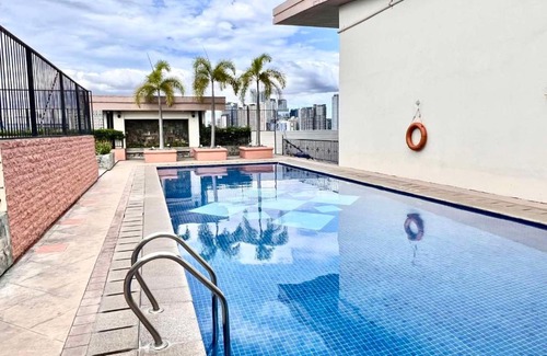 Pinagsama Hotel | BGC Mckinley City Center Apartments