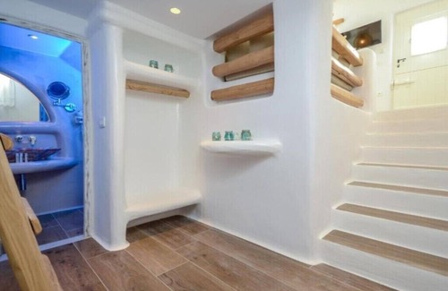 Maragas Apartment | BH093 - C - Suite Naxos