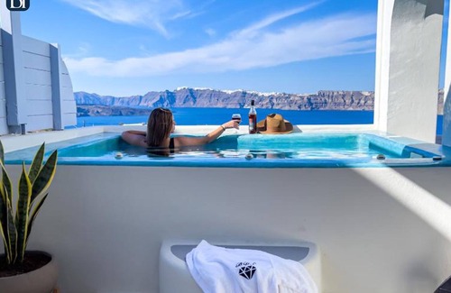 Akrotiri Apartment | BH493- C - Suite Santorini