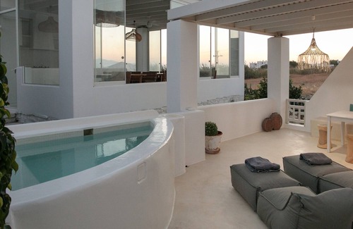 Naxos Apartment | BH888 - C - Suite Naxos