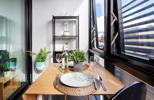 Collingwood Apartment | BHB Sleek Collingwood