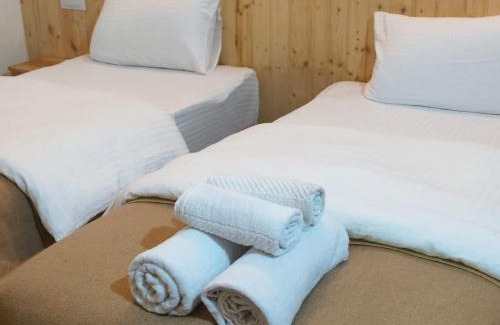 Bhimtal Hotel | Bhimtal Birding Lodge