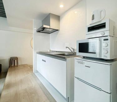 Hiroshima City Centre Apartment | bHOTEL Arts Dobashi - New Studio Apt in the City Center for 6Ppl