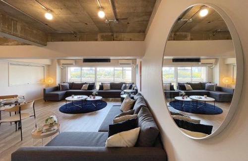 Hiroshima City Centre Apartment | bHOTEL Dai3Himawari - Amazing Dome View 30 sec PeacePark, Up to 10 ppl