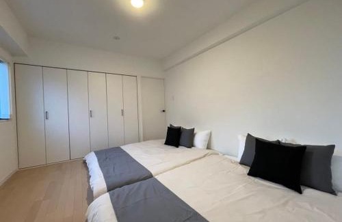 Hiroshima City Centre Apartment | bHOTEL M's lea - Modern Spacious Apartment Beside Peace Park 10 ppl