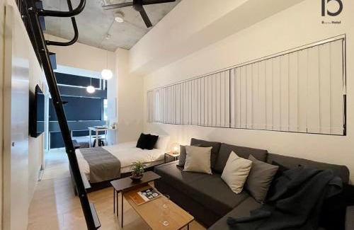Hiroshima City Centre Apartment | bHOTEL Nekoyard - Loft Studio Close to Peace Park & City Sights