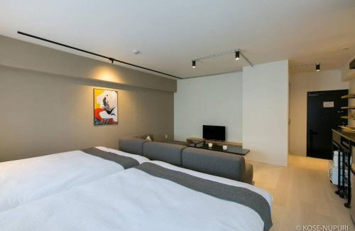 Naka Ward Apartment | bHOTEL Origaminn 701 - 5 mins PeacePark