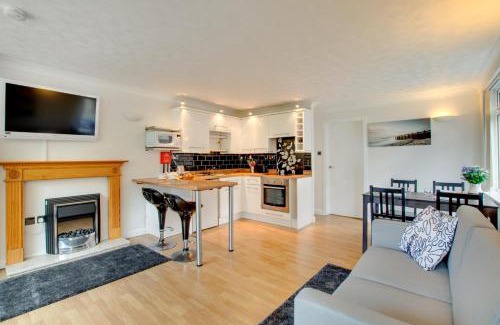 West Bay Apartment | Bielsa