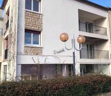 Cazaubon Apartment | Bienvenue à L'Oustalet - Studio 4