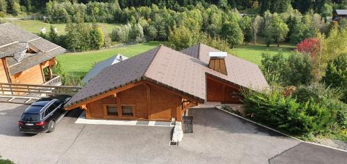 Saint-Jean-de-Sixt Apartment | Bienvenue dans notre chalet! Appartement Les Sitelles