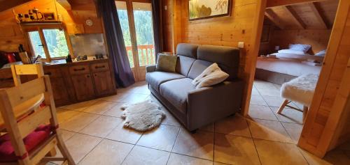 Saint-Jean-de-Sixt Apartment | Bienvenue dans notre chalet! Appartement Les Sitelles