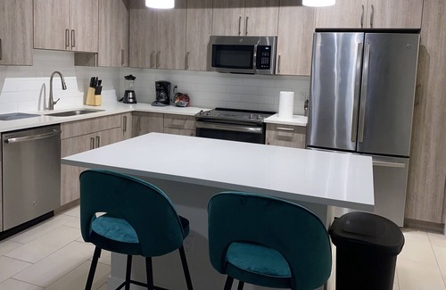 Edgewater Apartment | Big 2 bedrooms 2 baths Apartment by the water 🌊 🏝 ☀️