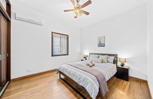 West Ryde House | Big and Comfortable 3 Bedrooms Home