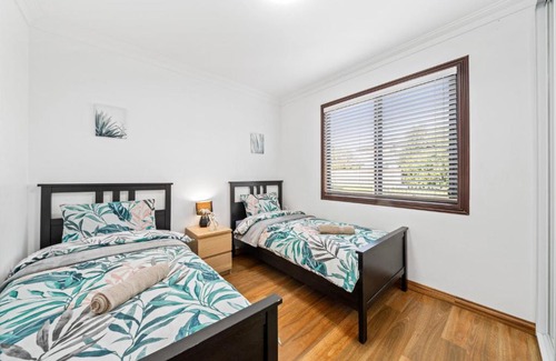 West Ryde House | Big and Comfortable 3 Bedrooms Home