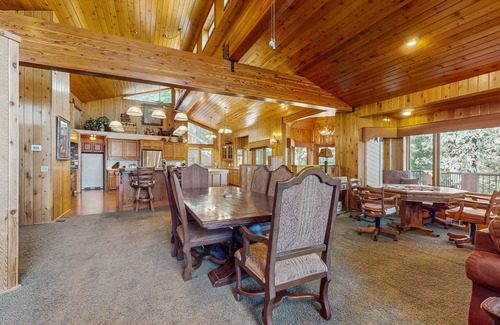 Fawnskin Cabin | Big Bear 7th Heaven #714