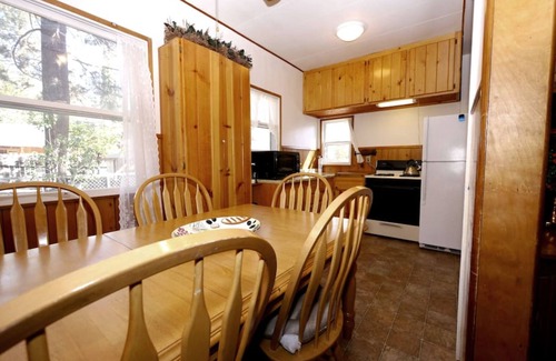 Peter Pan House | Big Bear Lake 3Bdr Cabin Rental Pets Friendly (max 2 pets per stay)