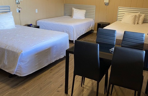 Cody Hotel | Big Bear Motel