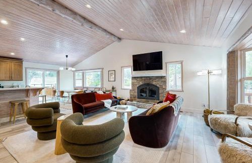 Eagle Mountain Estates House | Big Bear White Skies #674